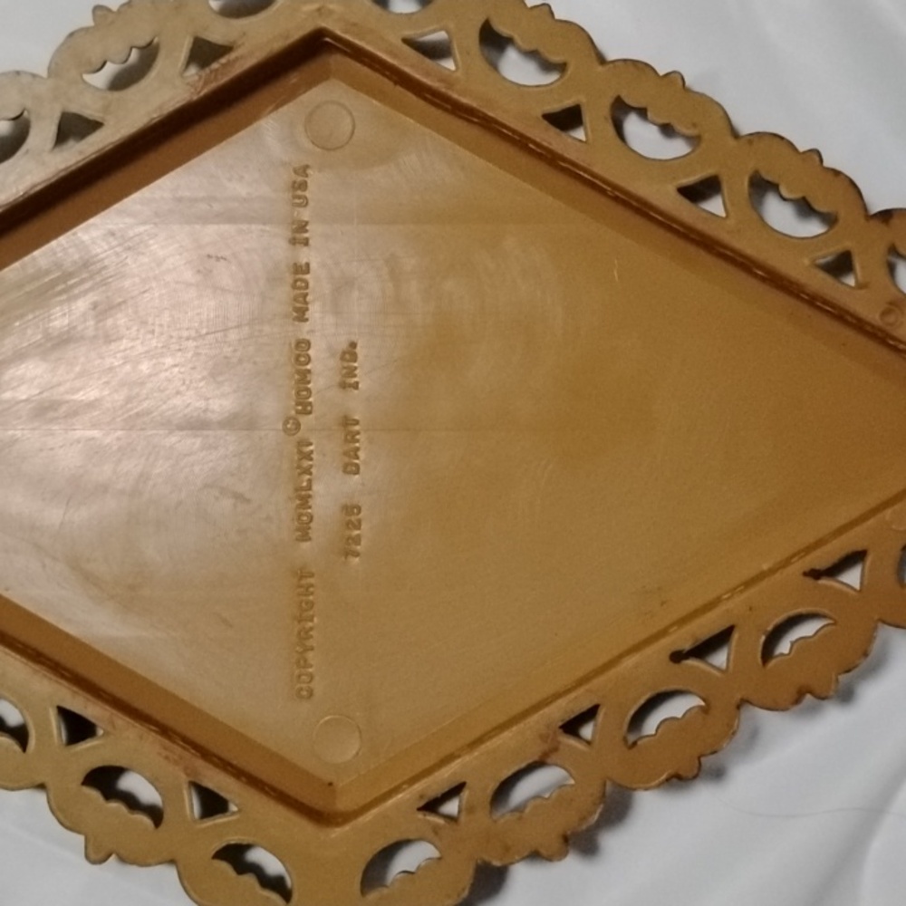 Vintage wall hanging by homco